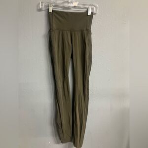 ❌Lululemon Olive Green Women's ribbed side detail pocket leggings size 2